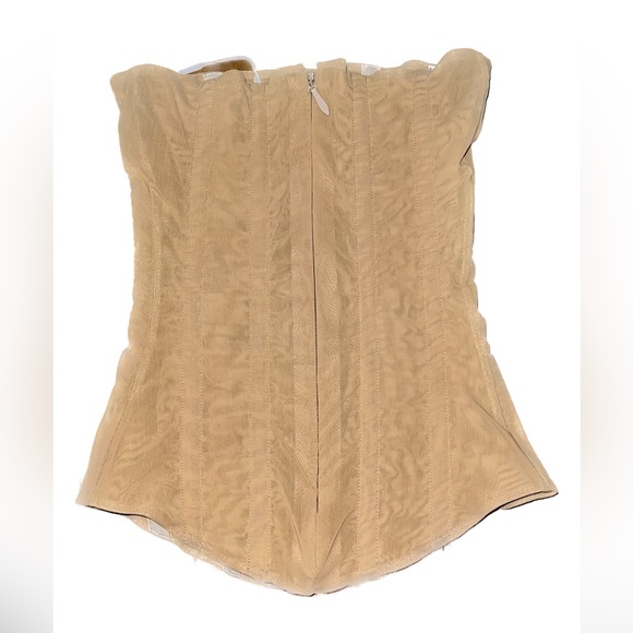 Corset from Are You Am I. Size 2 and it runs small. - Picture 2 of 4